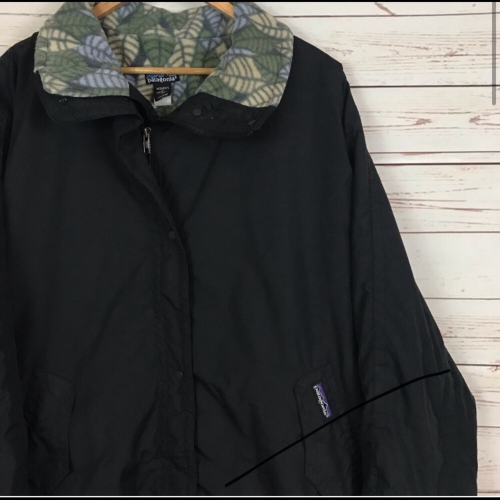 Vintage Patagonia fleece lined jacket